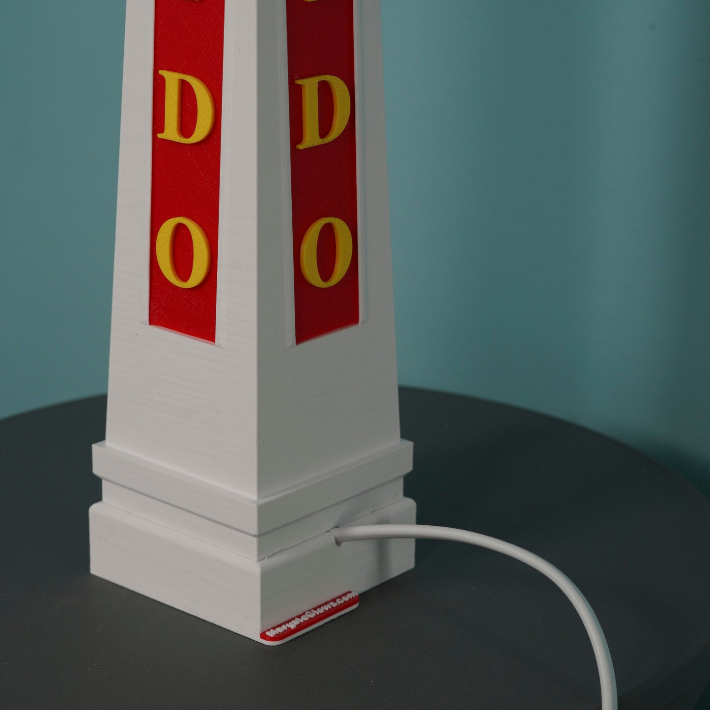 Margate Lido table lamp with E14 bulb with cord 