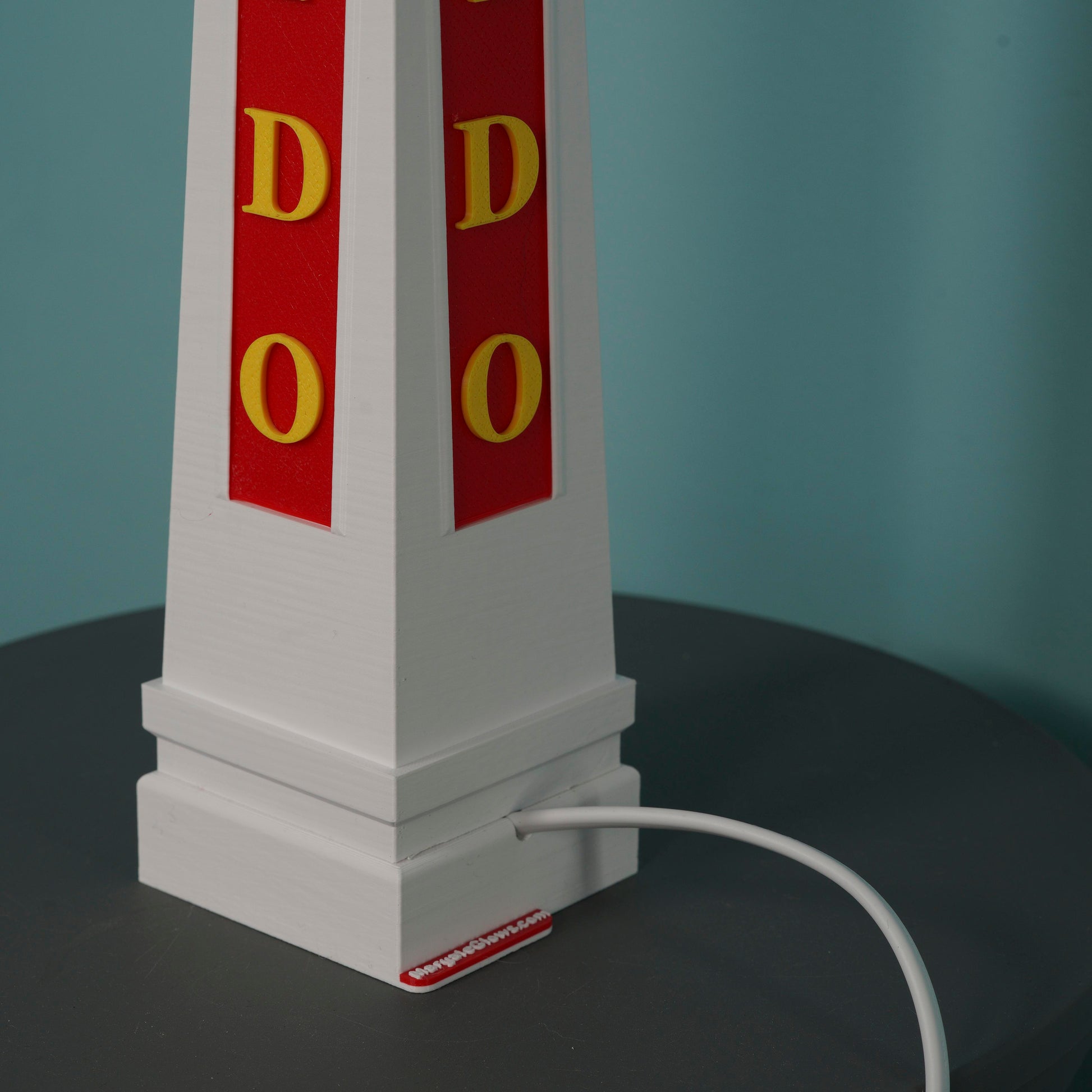 Margate Lido table lamp with E14 bulb with cord 